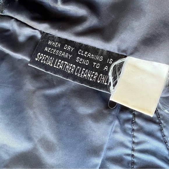 VTG 80s CHIA Distressed Leather Biker Vest Harley Davidson Eagle Patch Korea Med - Picture 9 of 16